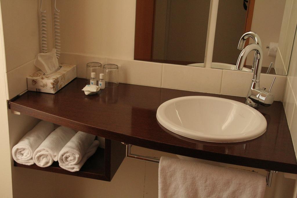 אובוסון Hotel La Beauze מראה חיצוני תמונה