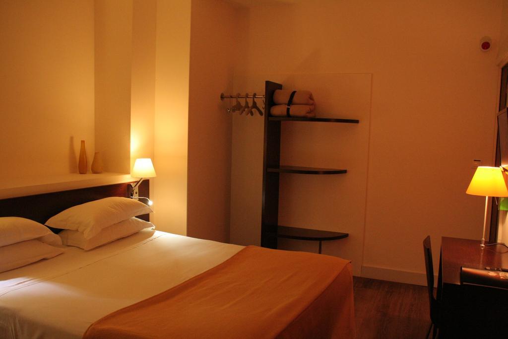 אובוסון Hotel La Beauze מראה חיצוני תמונה